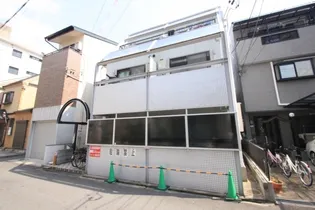 ヴィラージュ近大前【2階】の外観