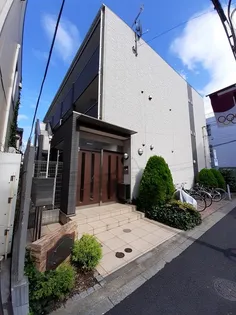 アザリアガーデン代沢【3階】の外観