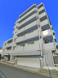 ア-クフィ-ルズ市川【3階】の外観