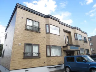 リ-ベンス月寒【1階】の外観