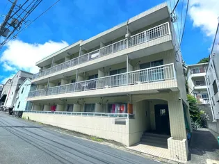 ドミトリ生田【3階】の外観