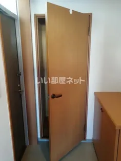 ルネス住吉【8階】の玄関