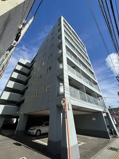 ロイヤルアネックス連坊【2階】の外観