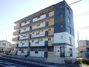 神奈川県平塚市真田2【マンション】の外観