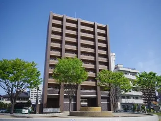 モア クレドール【8階】の外観