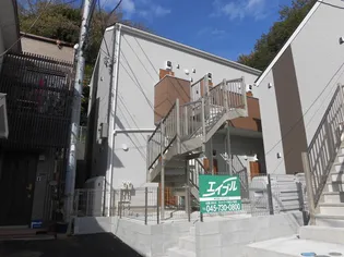 フローレス井土ヶ谷【2階】の外観