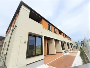 香川県観音寺市柞田町【アパート】の外観