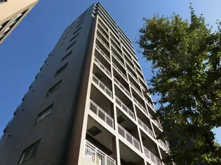 東京都文京区白山5【マンション】の外観