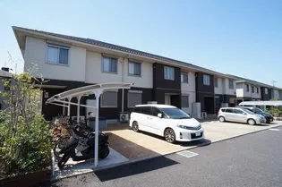 ラスリーズE棟の画像