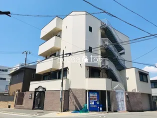 コート六番町【3階】の外観