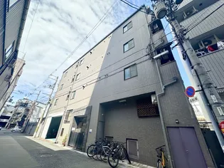 グランドウィング【1階】の外観