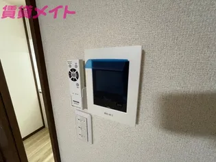 ウィステリア羽津【1階】の内装