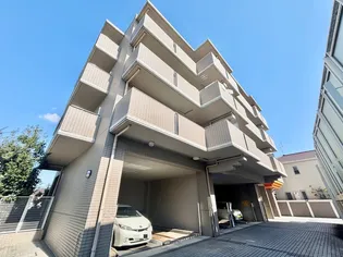 グランフォルム自由丘【3階】の外観