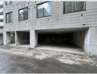 クィーン南5条【3階】の間取り