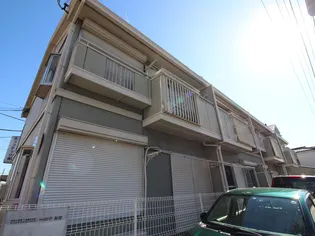 ルアラルハウス【2階】の外観