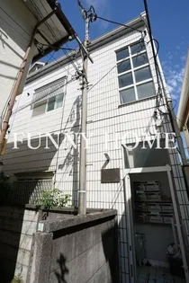 カルタス21駒場東大前【1階】の外観