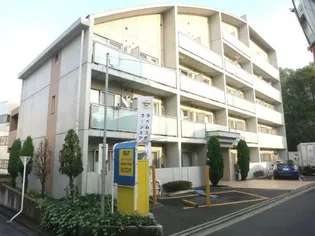東京都新宿区市谷砂土原町2【マンション】の外観