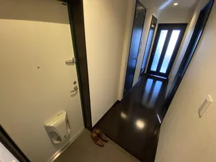 アーク パル【3階】の玄関