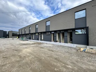 サン・ステージ今泉B棟【1階】の外観