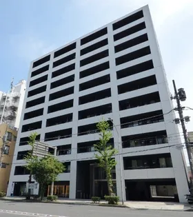 フェニックスヨコハマスクエア【2階】の外観