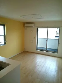 ヴィラ・プランドール I【2階】の居間