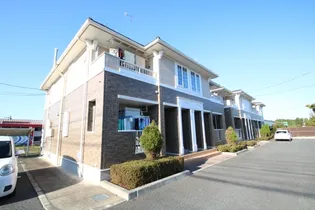 メイプルヴィラ A棟【1階】の外観