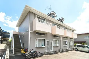 カルチェラタンの画像