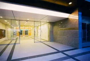 東京都江東区富岡1【マンション】の外観