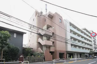 ラ・プリマヴェーラ【1階】の外観