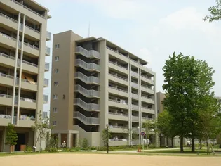 URパークタウン西武庫【6階】の外観