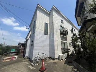 ルーブル子安【1階】の外観