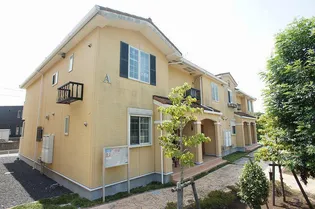 ローズマリーA【1階】の外観