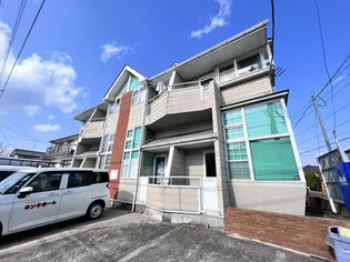 ティアラハウス松ヶ丘II【2階】の外観