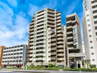 東京都新宿区左門町【マンション】の外観