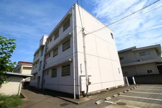 ガーデンプレイス城東【3階】の外観