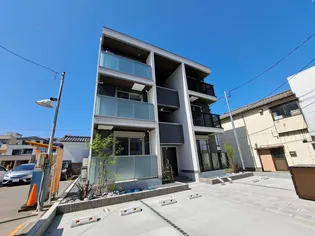 オルレアン【1階】の外観