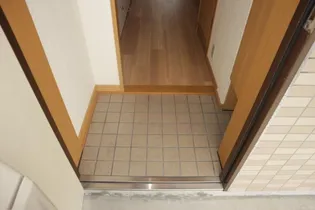 サンヴィレッジ【1階】の玄関