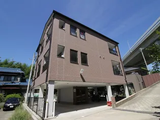 ルシール【2階】の外観