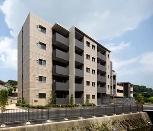 モンパルクいこまNeO【3階】の外観