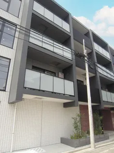 Dear WAN Court 氷川台【3階】の外観