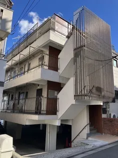 ハイツ目黒【1階】の外観