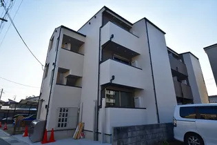 ロングリングロングランド【3階】の外観