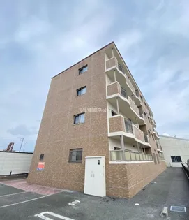 ヴィーナス・ヒルズ近見【1階】の外観