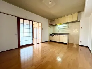 アーバンハイツ【5階】の外観