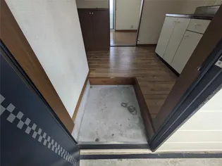 パークハイツ泉【2階】の玄関
