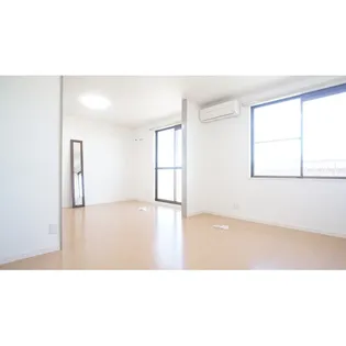 リッツハウス垂水【2階】の居間