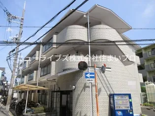 ファミール エヌの画像