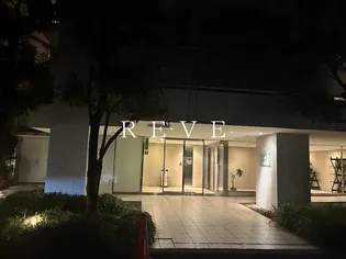 アジリア南麻布J s【2階】の外観