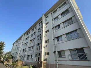 けやき台団地37号棟の画像