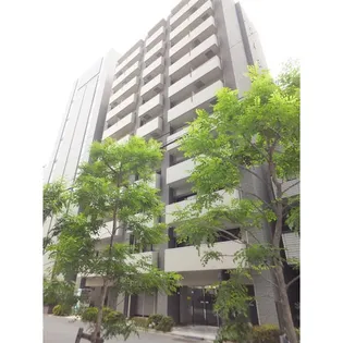 東京都千代田区西神田3【マンション】の外観